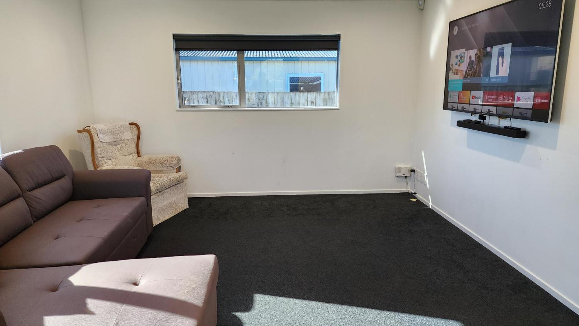Oaktree Entire Holiday Home, Sleeps 8 To12 Rotorua Luaran gambar