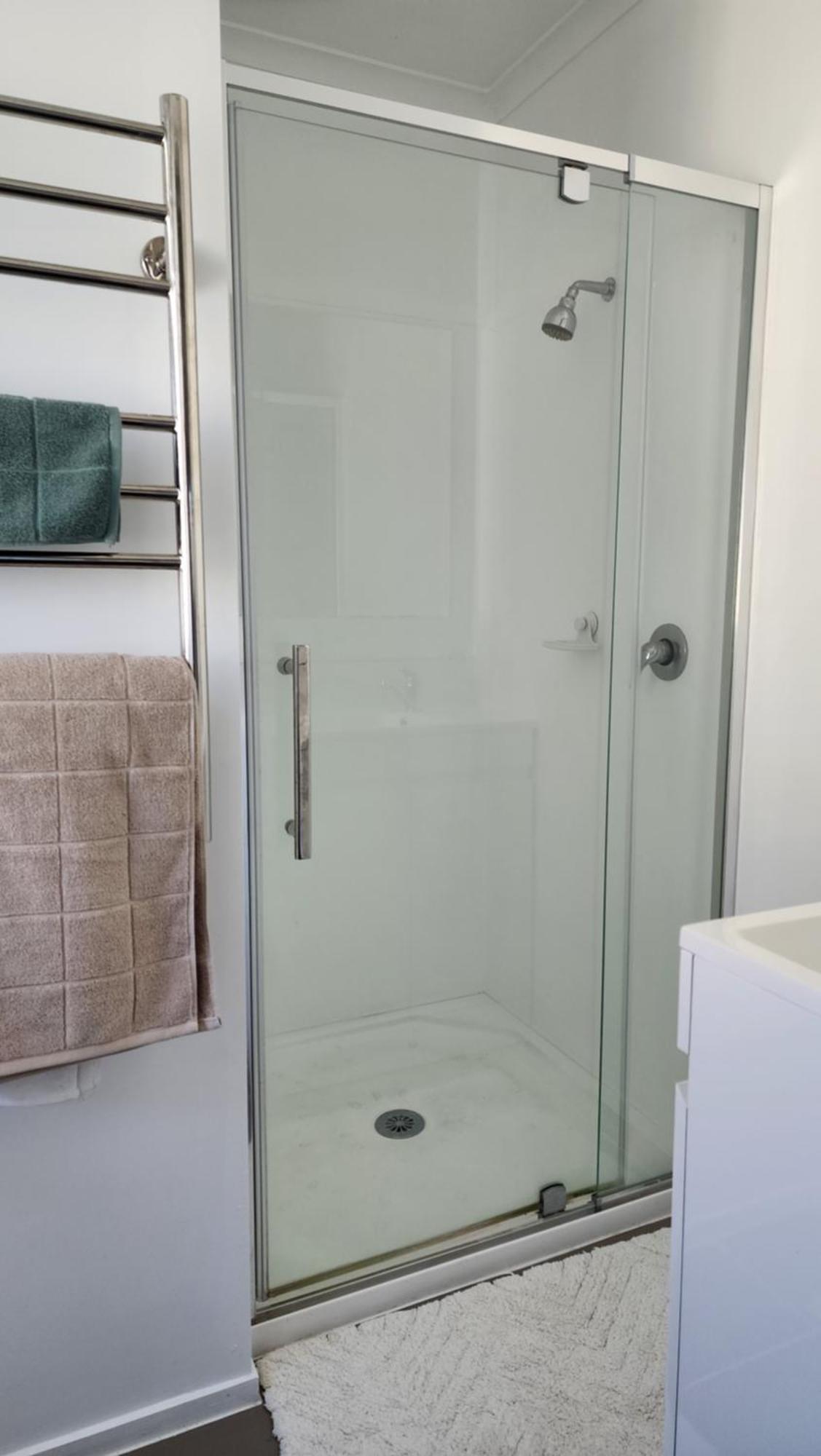 Oaktree Entire Holiday Home, Sleeps 8 To12 Rotorua Luaran gambar